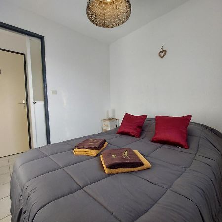 Le Totem Apartment Сет Екстериор снимка